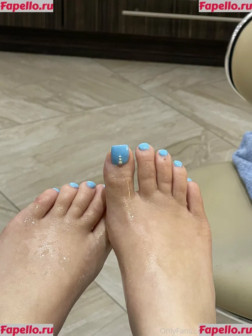 sarrahneko Onlyfans Photo Gallery 