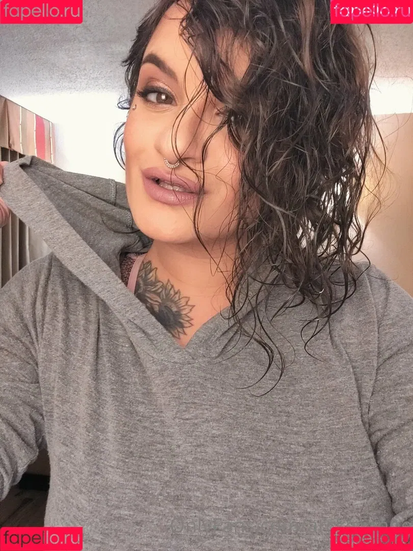 arckeyanne Onlyfans Photo Gallery 