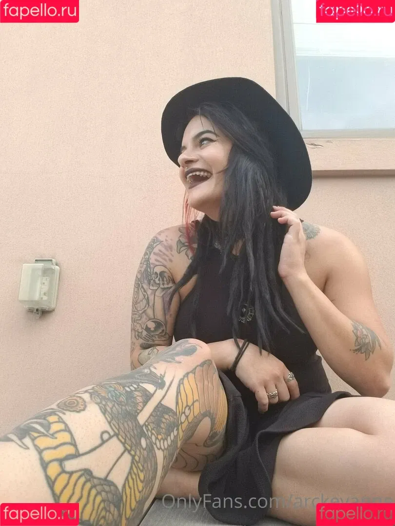 arckeyanne Onlyfans Photo Gallery 