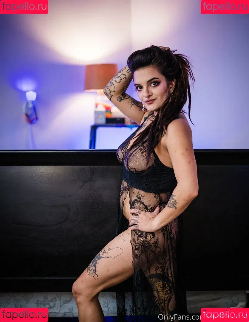 arckeyanne Onlyfans Photo Gallery 