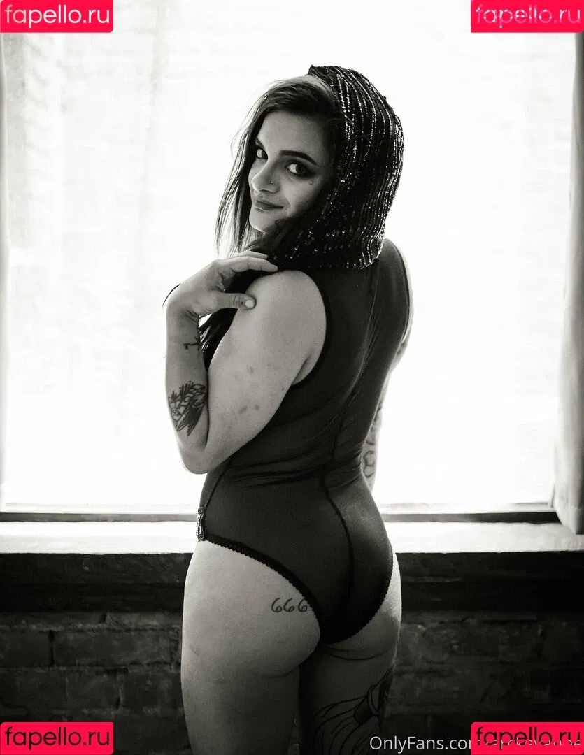 arckeyanne Onlyfans Photo Gallery 