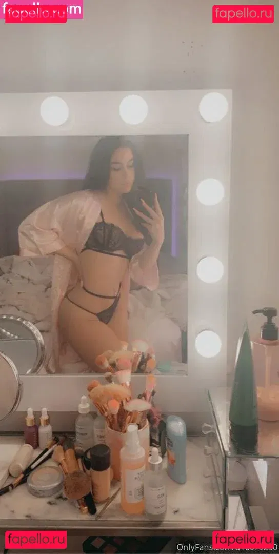 babychelsx Onlyfans Photo Gallery 