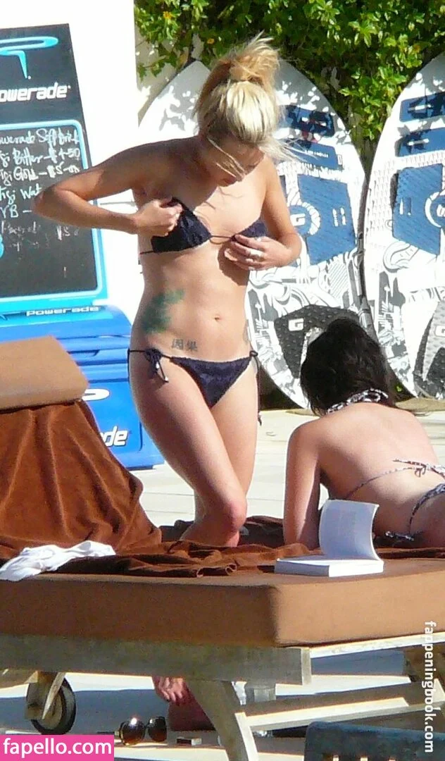 Fearne Cotton Onlyfans Photo Gallery 