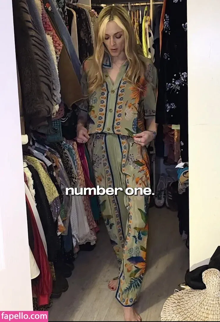 Fearne Cotton Onlyfans Photo Gallery 