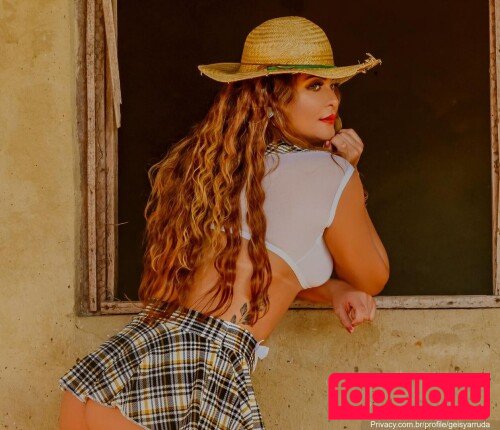 Geisy Arruda Onlyfans Photo Gallery 