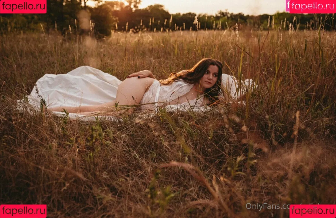 ryliefoxx Onlyfans Photo Gallery 