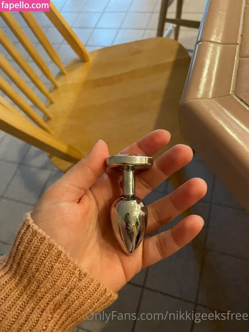 nikkigeeksfree Onlyfans Photo Gallery 