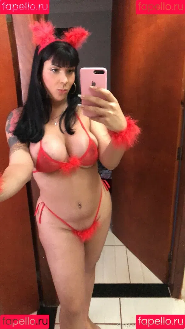 vazrebekah Onlyfans Photo Gallery 