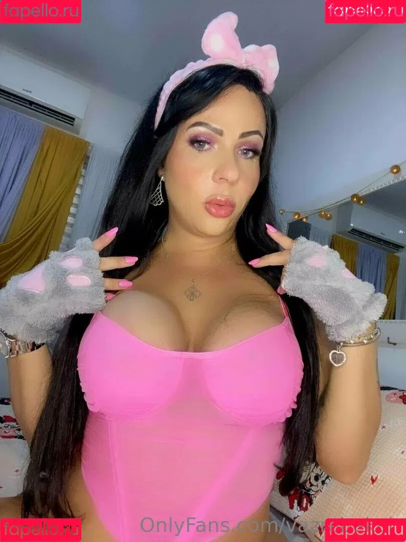 vazrebekah Onlyfans Photo Gallery 