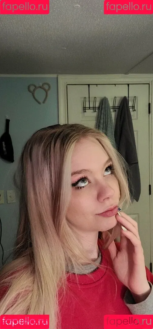 Sativa Skies Onlyfans Photo Gallery 