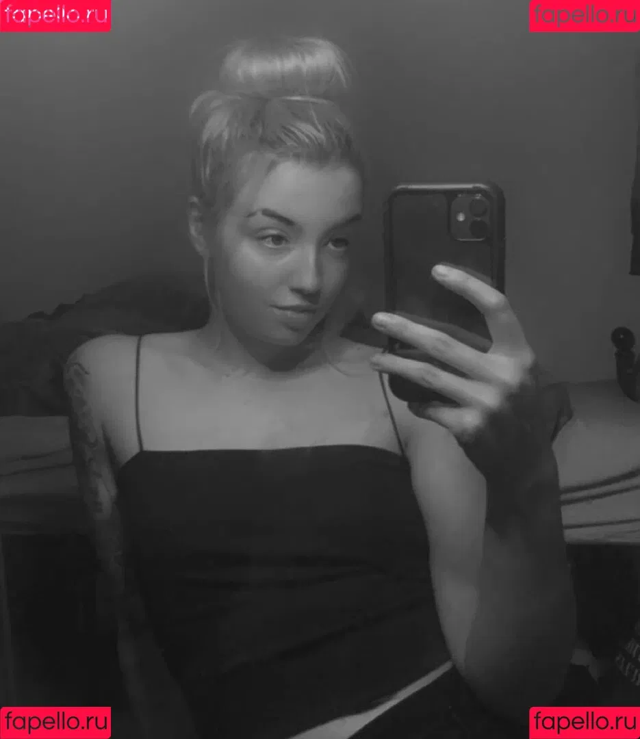 theenicolehammond Onlyfans Photo Gallery 