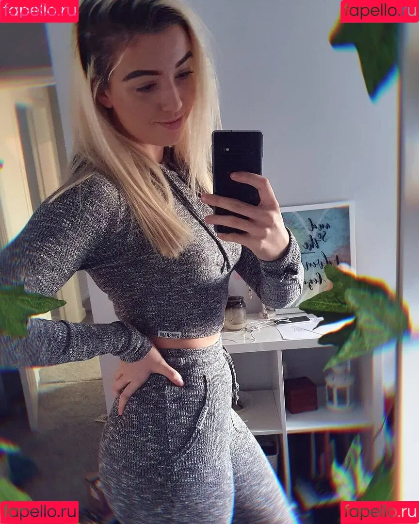 theenicolehammond Onlyfans Photo Gallery 