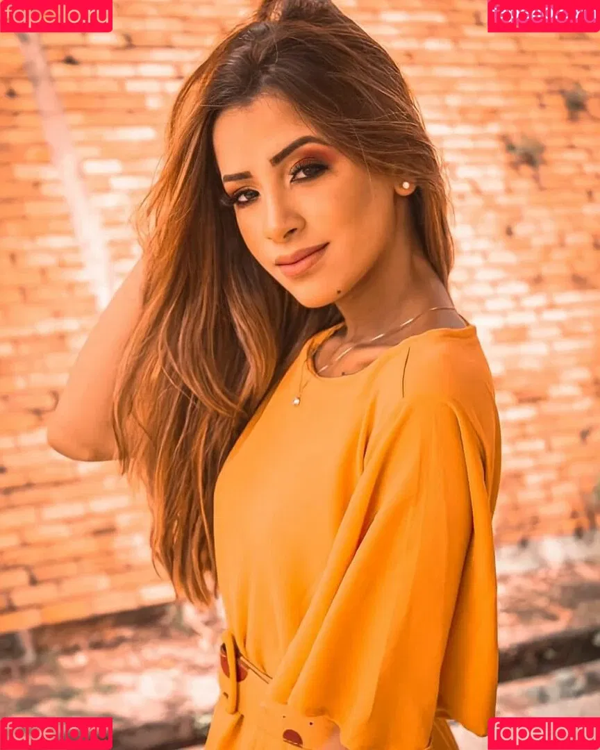 Gabi Araújo Onlyfans Photo Gallery 