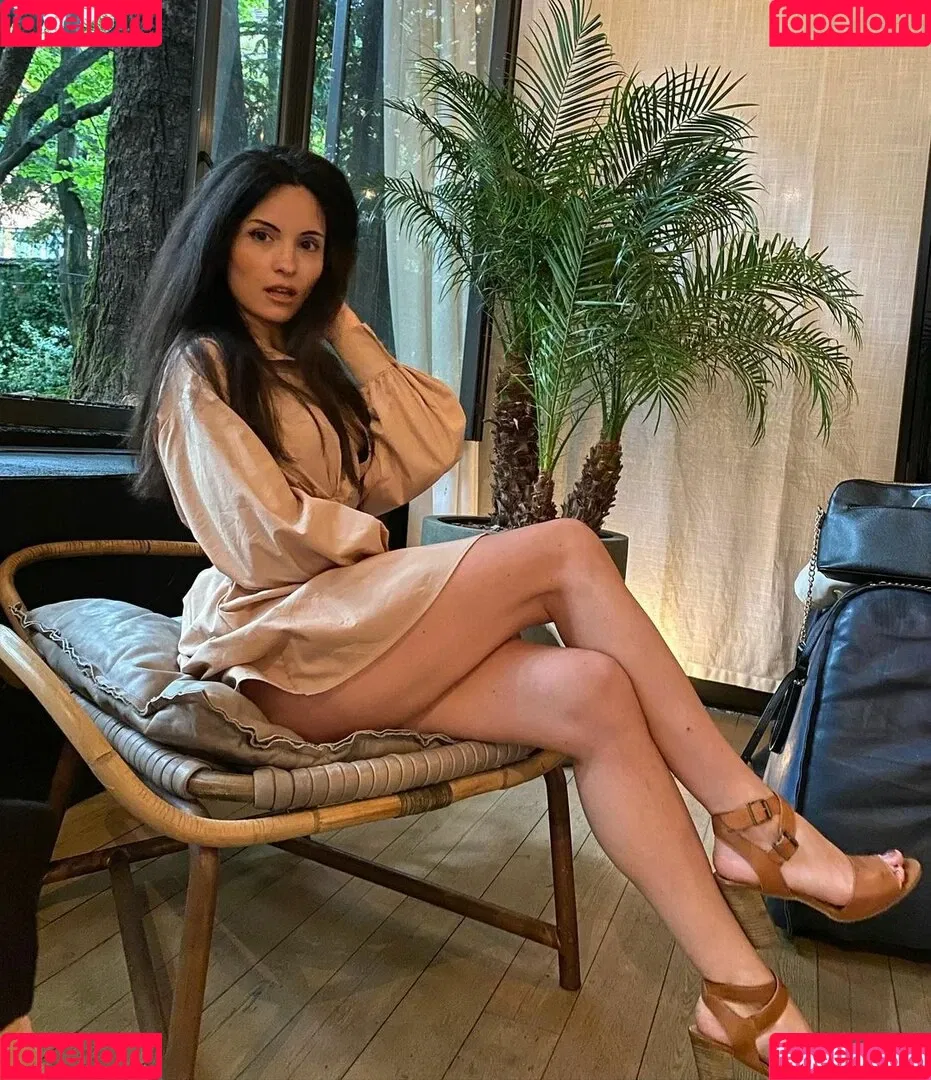 Kafkanya Onlyfans Photo Gallery 
