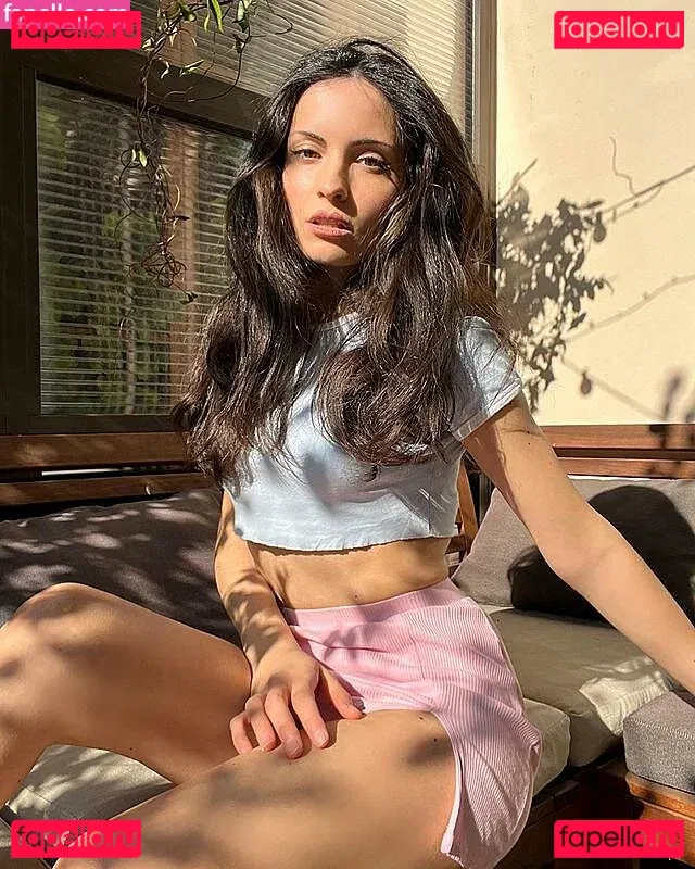 Kafkanya Onlyfans Photo Gallery 