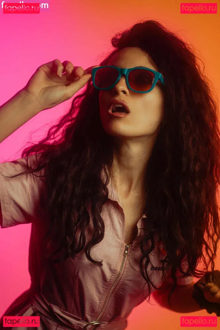 Kafkanya Onlyfans Photo Gallery 