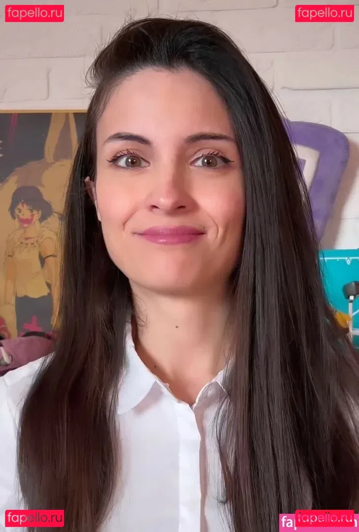 Kafkanya Onlyfans Photo Gallery 