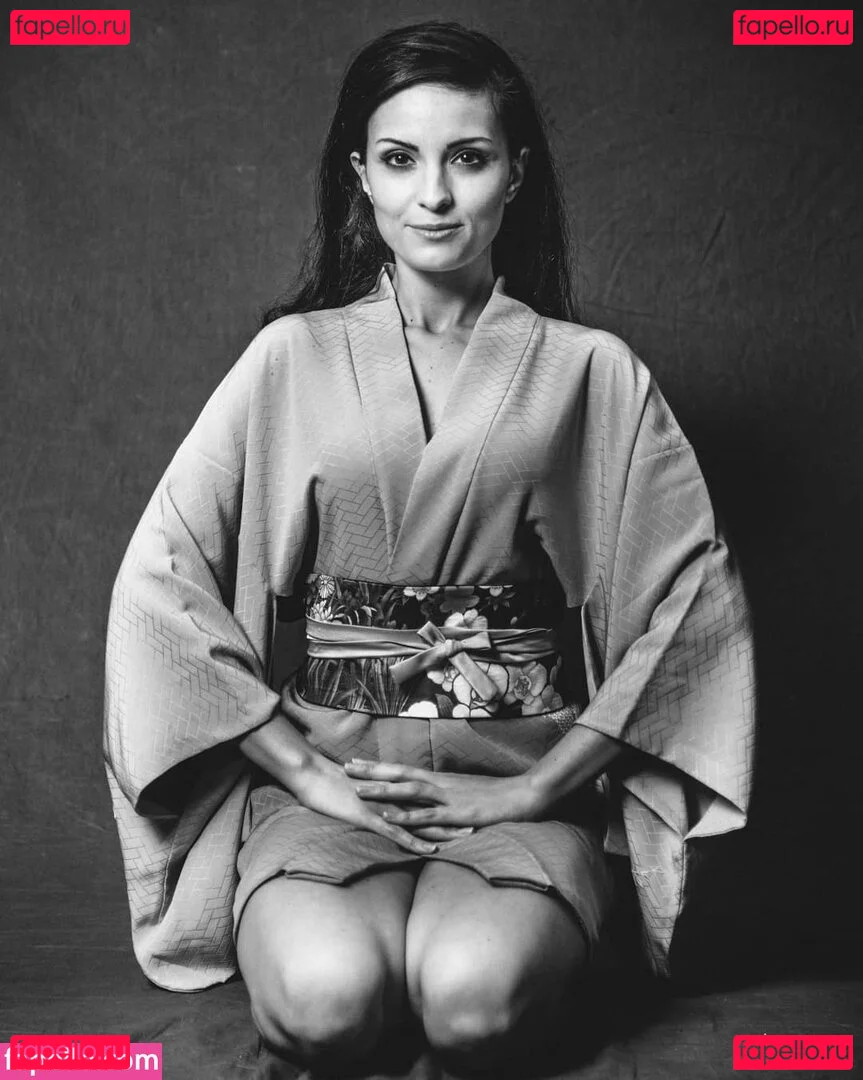 Kafkanya Onlyfans Photo Gallery 