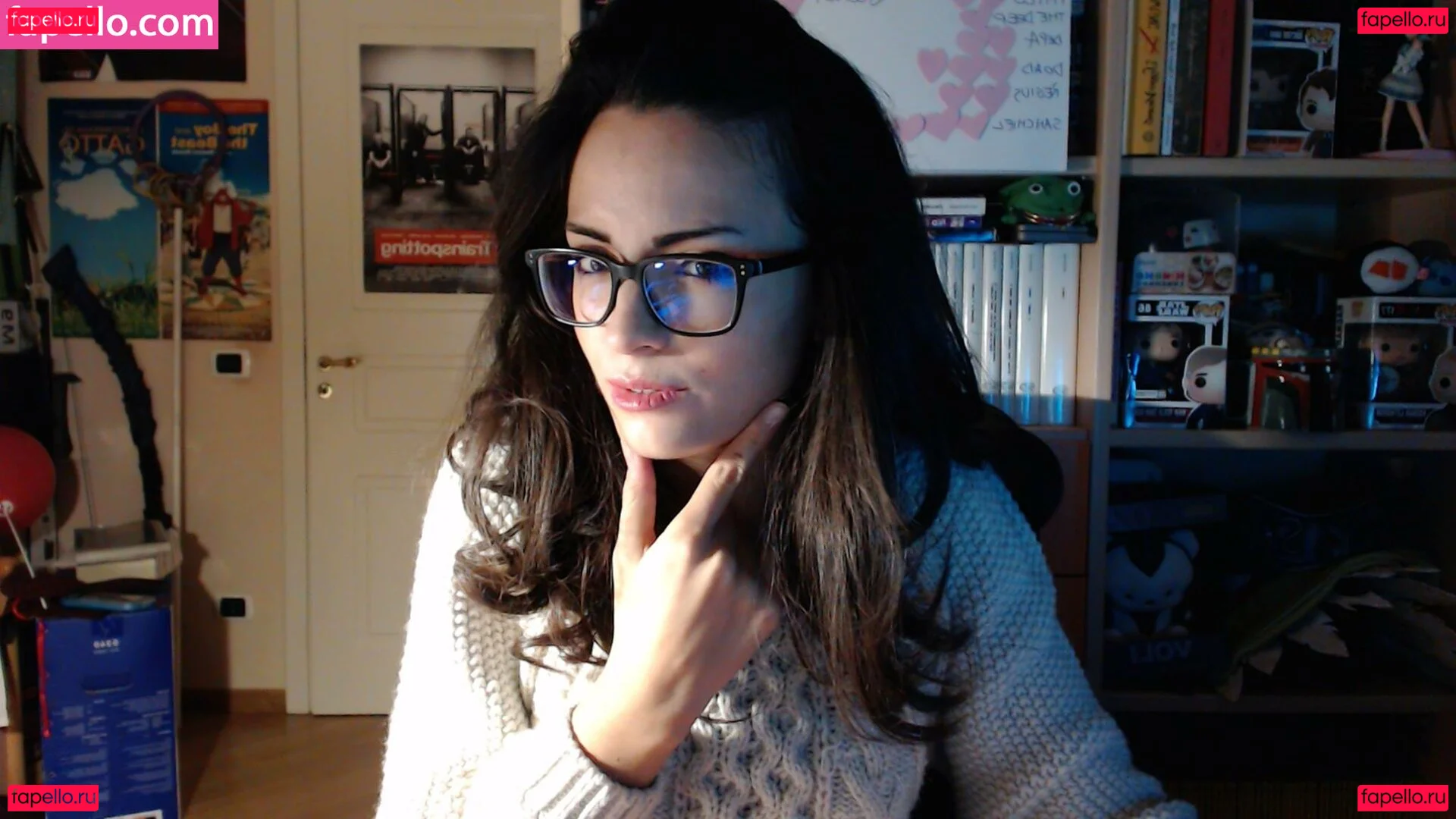 Kafkanya Onlyfans Photo Gallery 