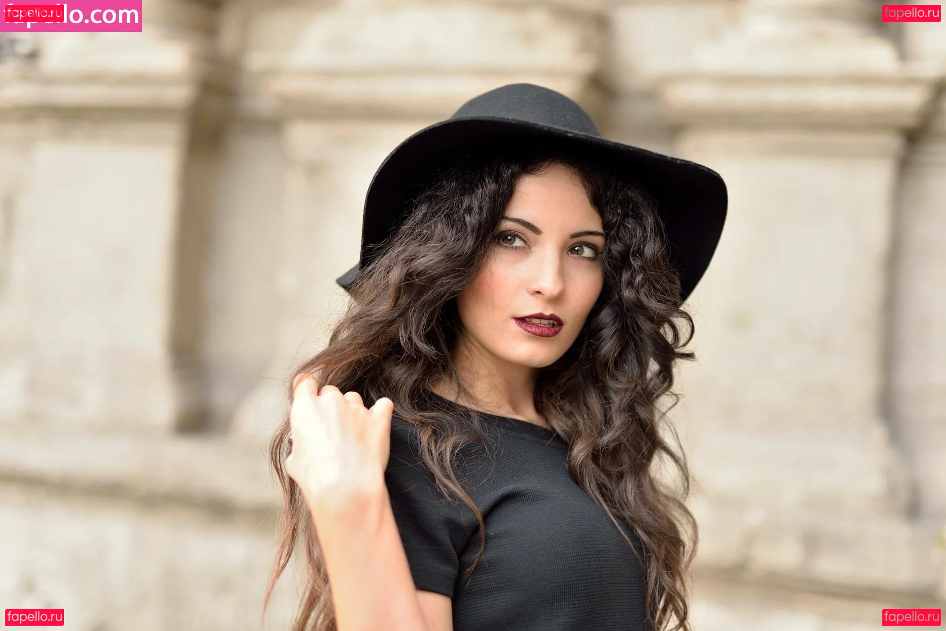 Kafkanya Onlyfans Photo Gallery 