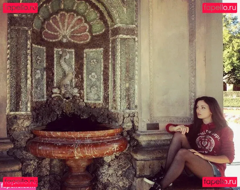 Kafkanya Onlyfans Photo Gallery 