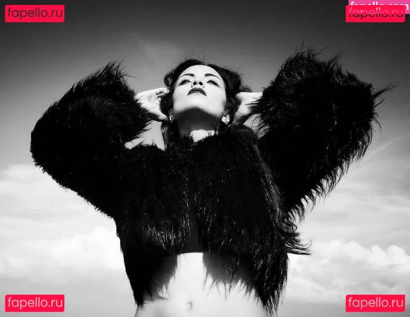 Kafkanya Onlyfans Photo Gallery 