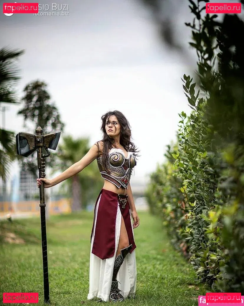 Kafkanya Onlyfans Photo Gallery 