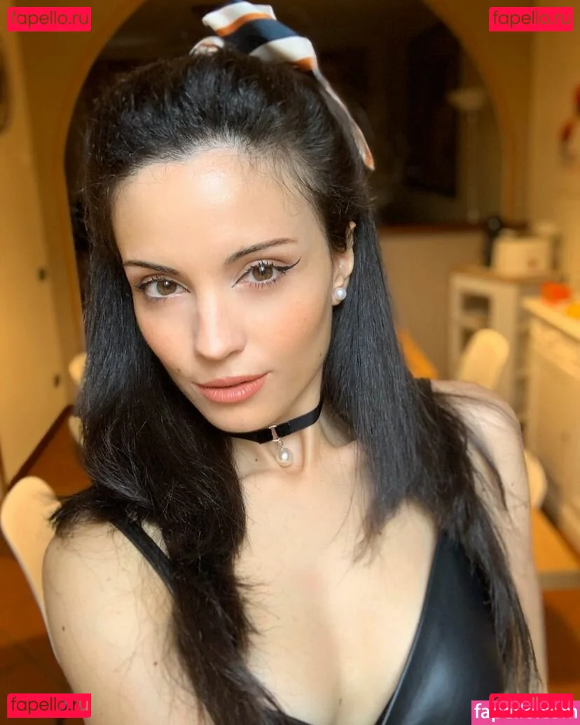 Kafkanya Onlyfans Photo Gallery 