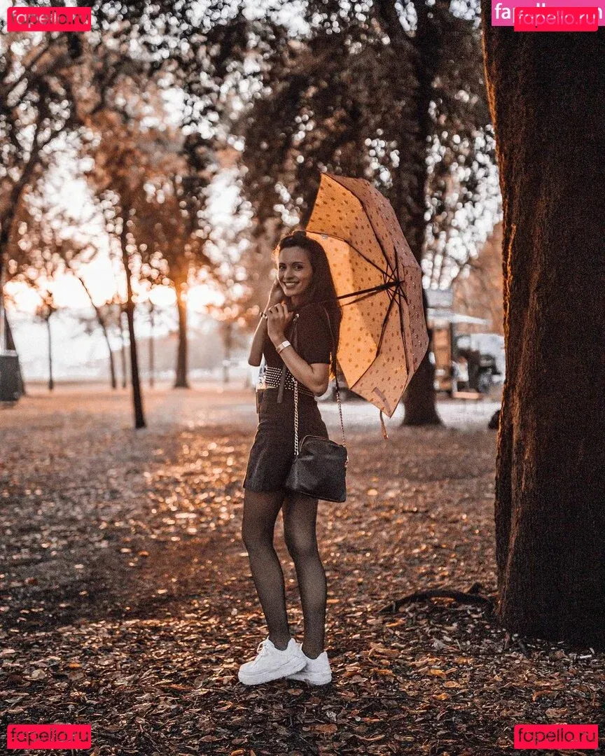 Kafkanya Onlyfans Photo Gallery 