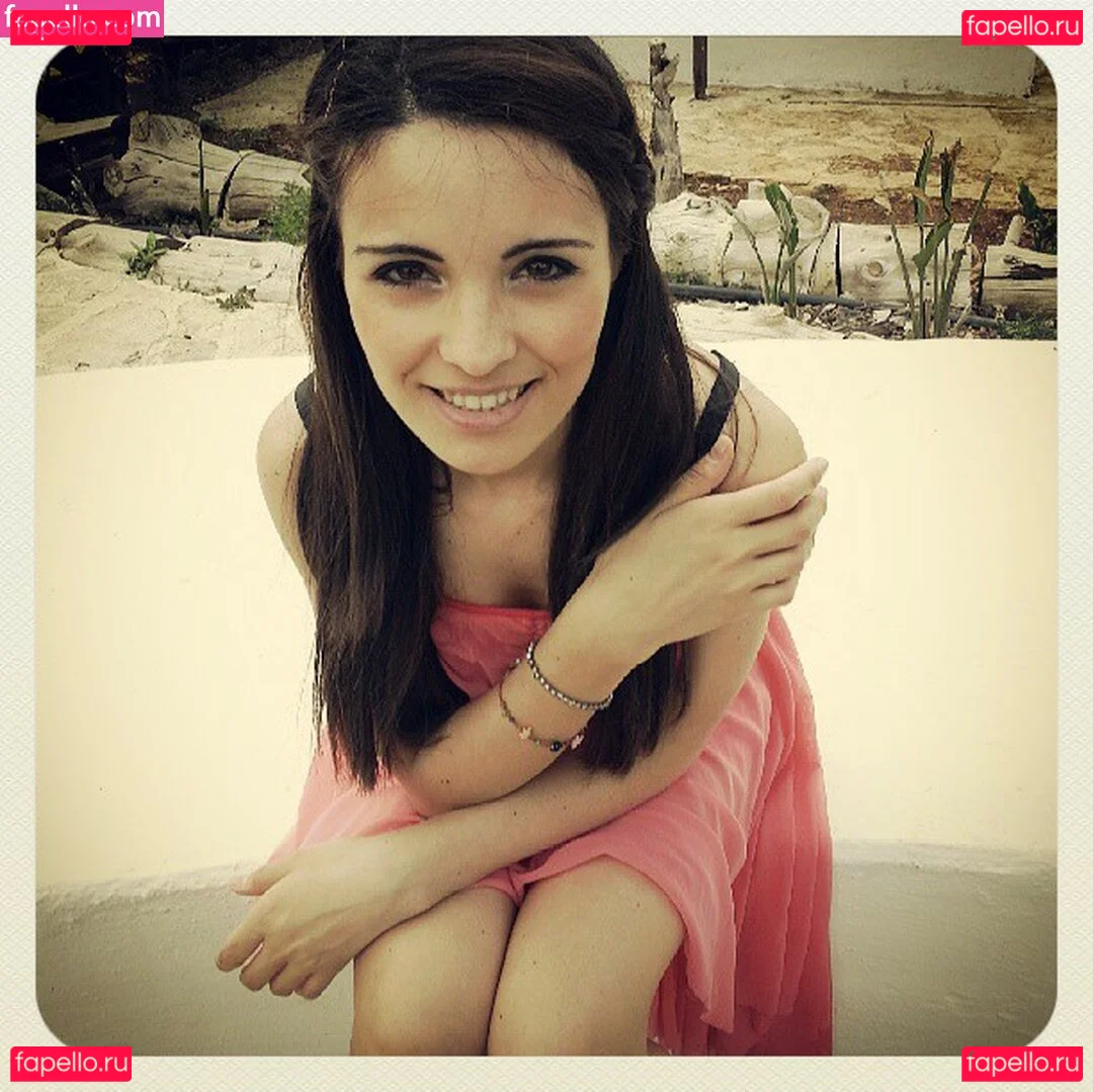 Kafkanya Onlyfans Photo Gallery 