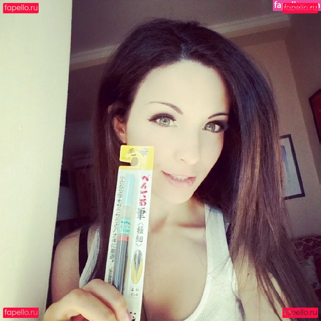 Kafkanya Onlyfans Photo Gallery 