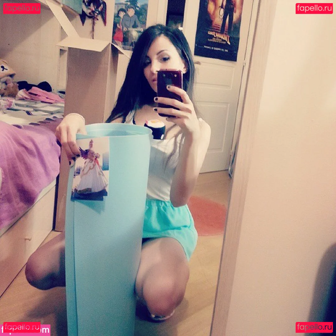 Kafkanya Onlyfans Photo Gallery 