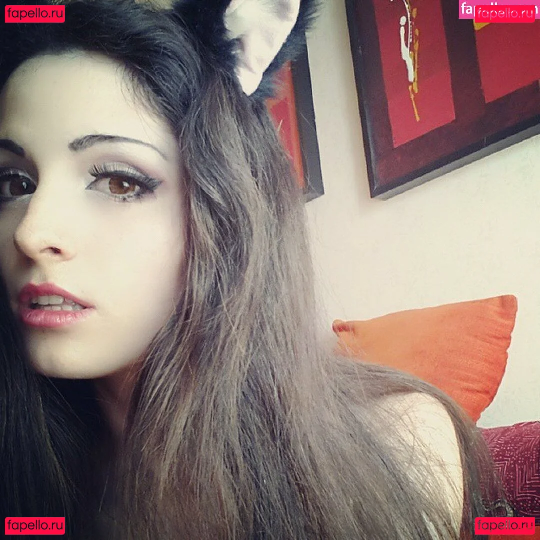 Kafkanya Onlyfans Photo Gallery 