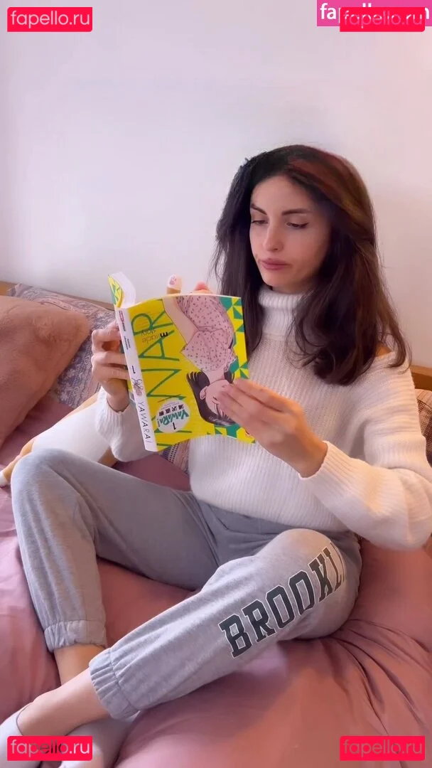 Kafkanya Onlyfans Photo Gallery 