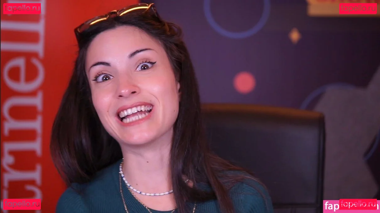 Kafkanya Onlyfans Photo Gallery 