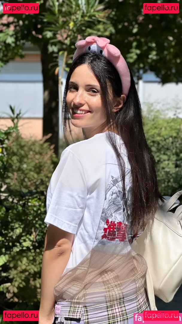 Kafkanya Onlyfans Photo Gallery 