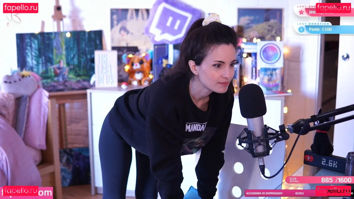 Kafkanya Onlyfans Photo Gallery 