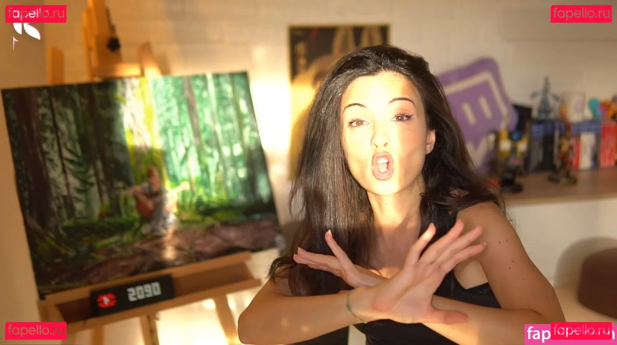 Kafkanya Onlyfans Photo Gallery 