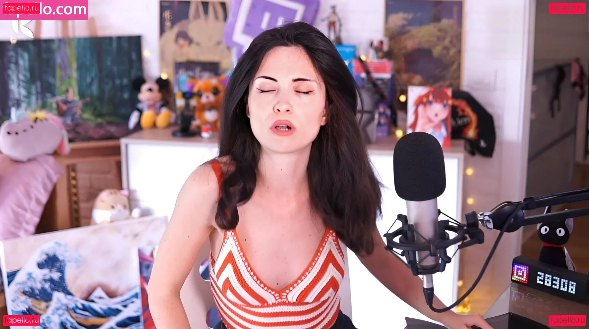 Kafkanya Onlyfans Photo Gallery 