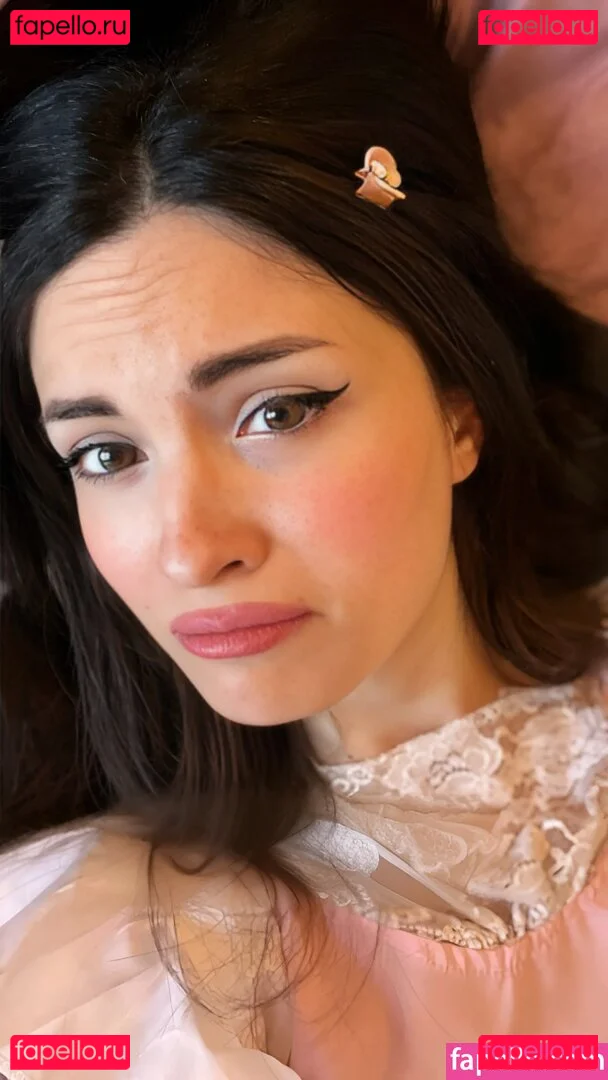 Kafkanya Onlyfans Photo Gallery 