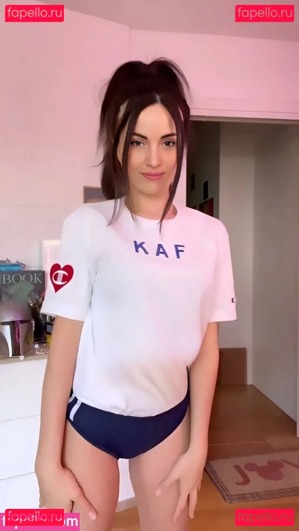 Kafkanya Onlyfans Photo Gallery 