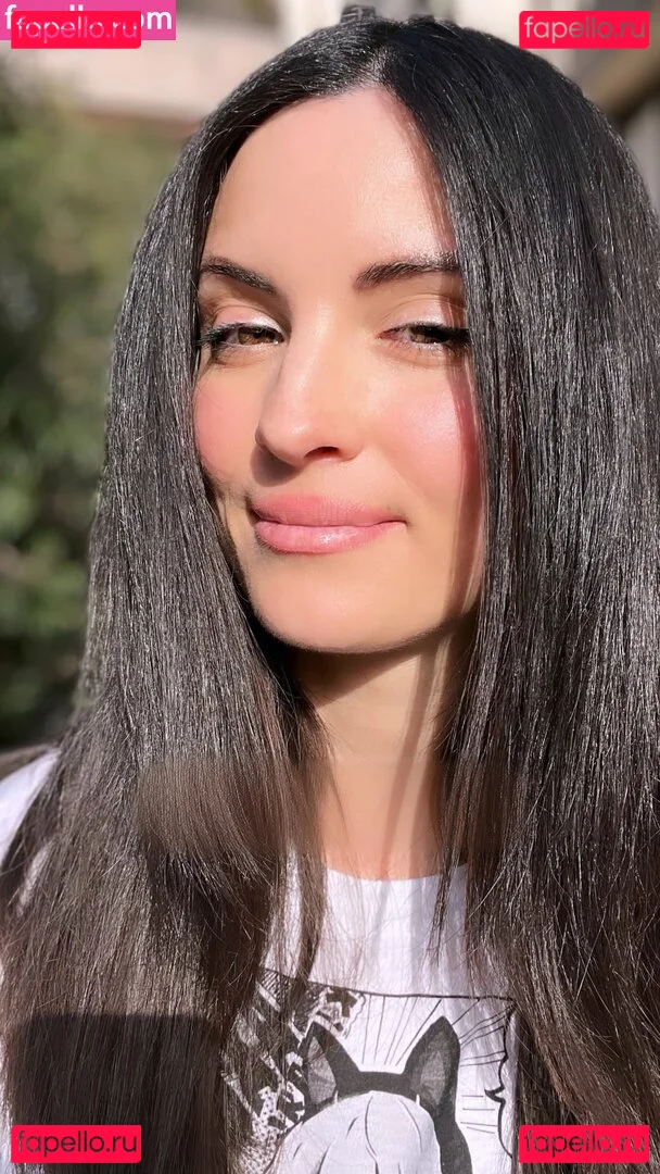 Kafkanya Onlyfans Photo Gallery 