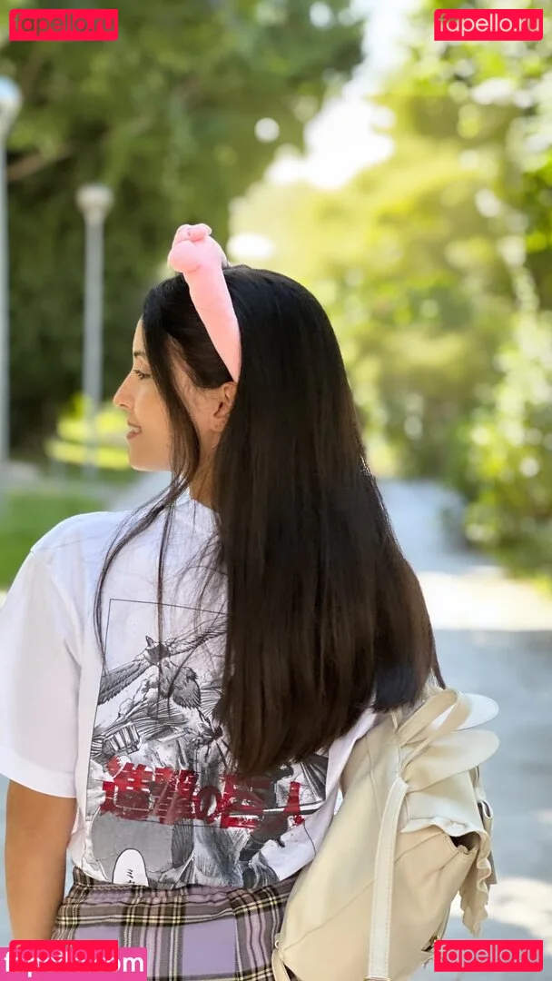 Kafkanya Onlyfans Photo Gallery 