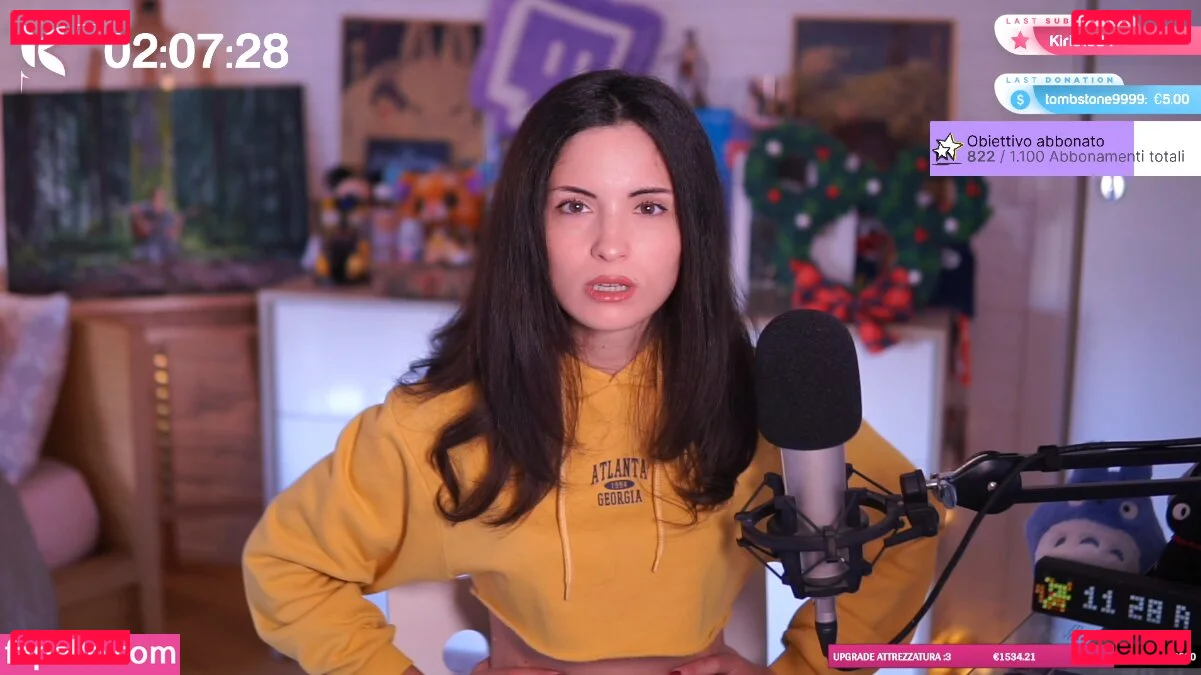 Kafkanya Onlyfans Photo Gallery 