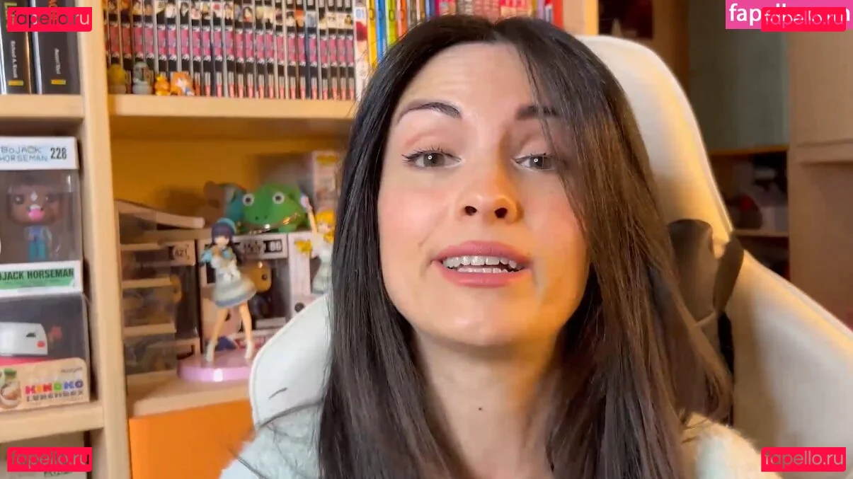 Kafkanya Onlyfans Photo Gallery 