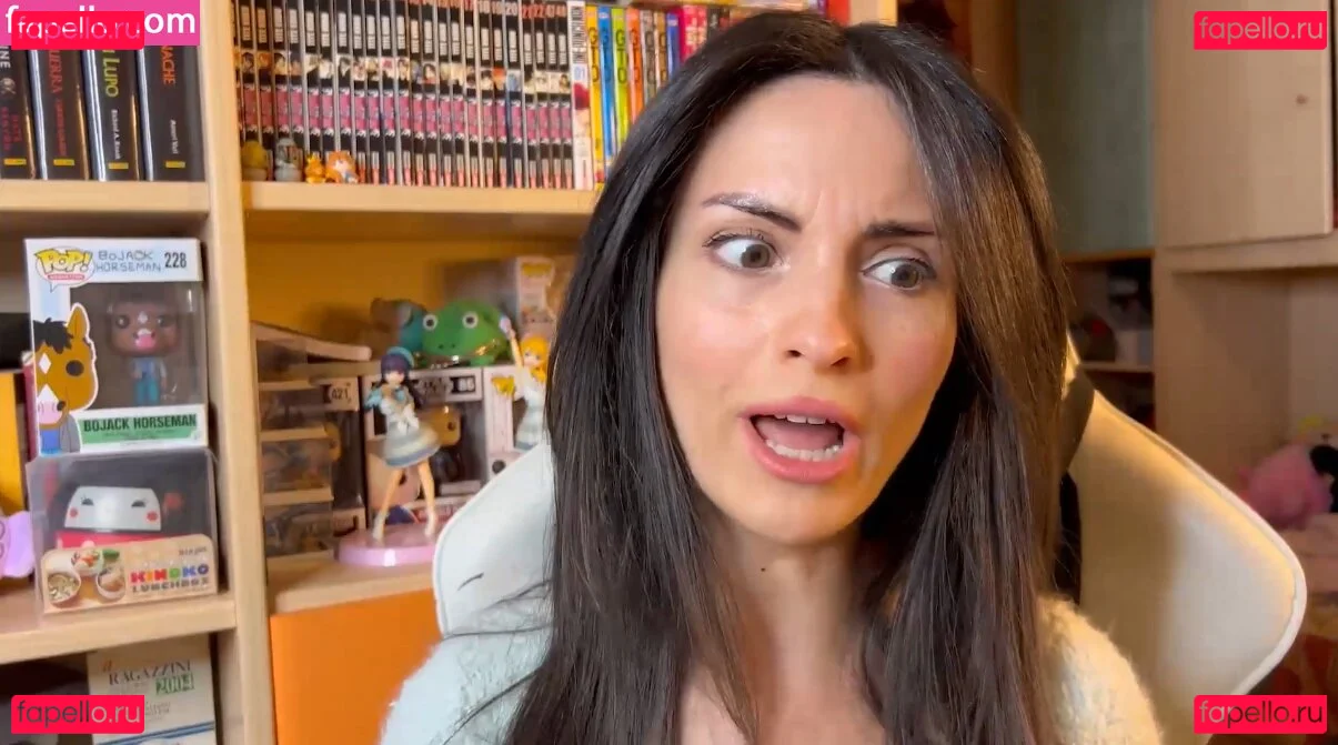 Kafkanya Onlyfans Photo Gallery 