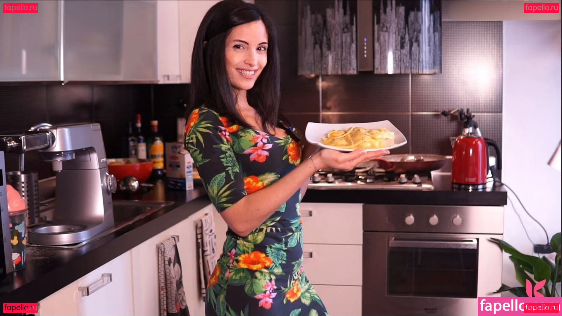 Kafkanya Onlyfans Photo Gallery 