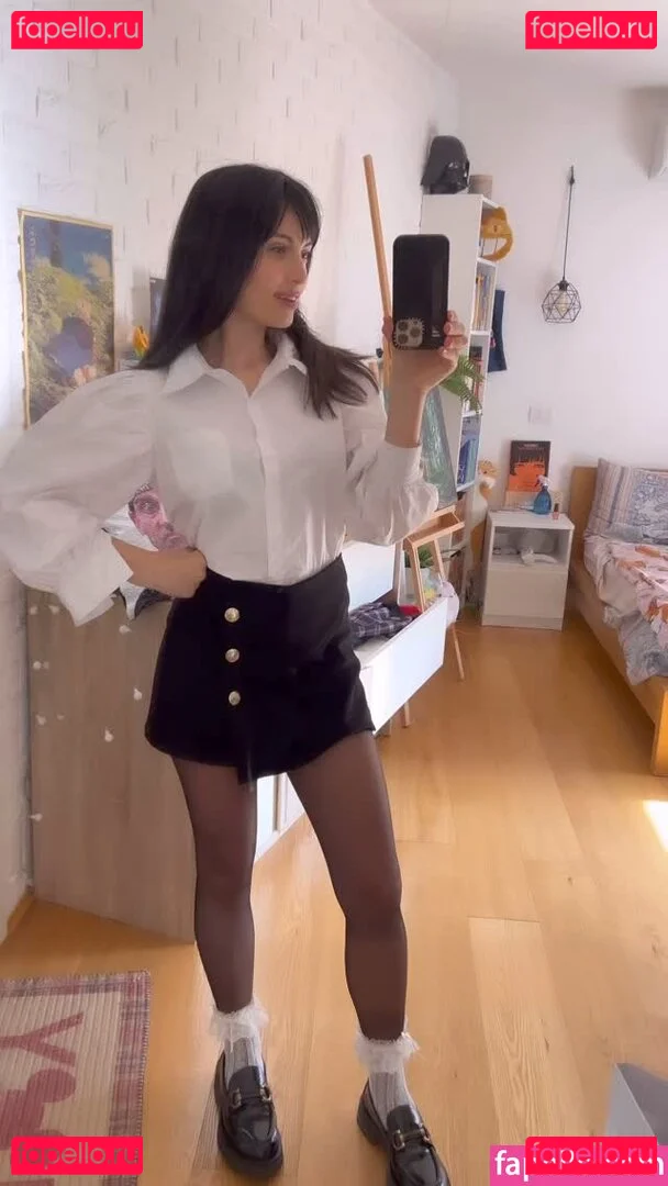 Kafkanya Onlyfans Photo Gallery 