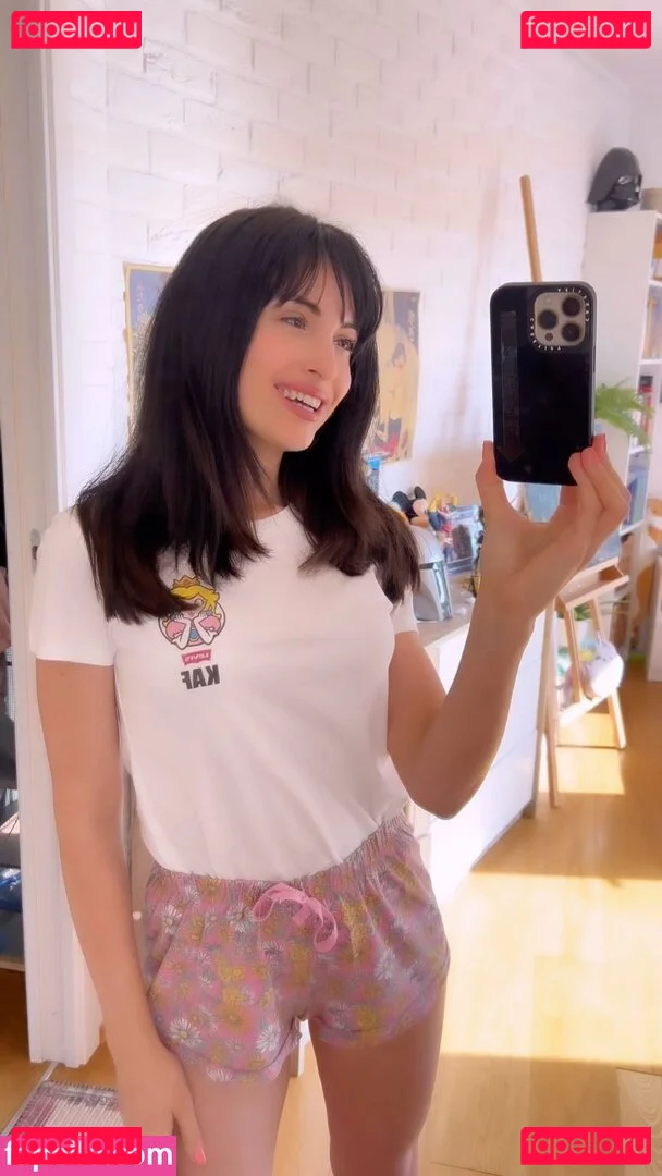 Kafkanya Onlyfans Photo Gallery 