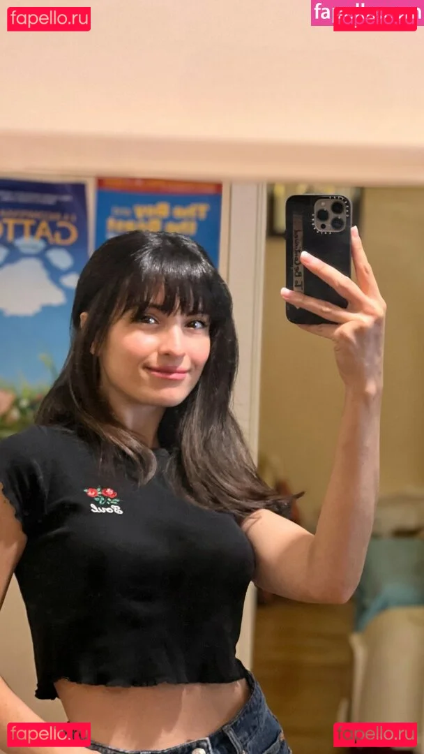 Kafkanya Onlyfans Photo Gallery 